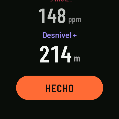 El resumen bajado hasta HECHO: ritmo medio, FC media y desnivel positivo